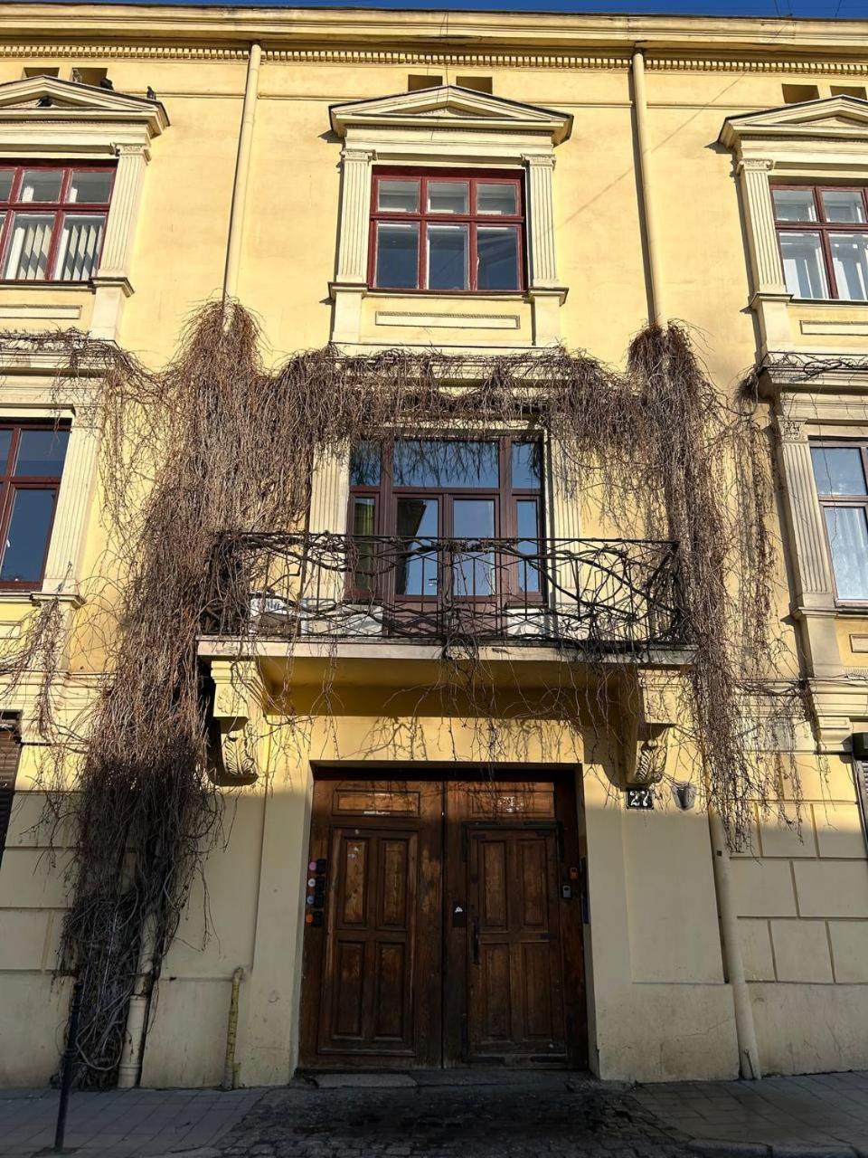 Hostel Europe-U Lviv Exteriör bild
