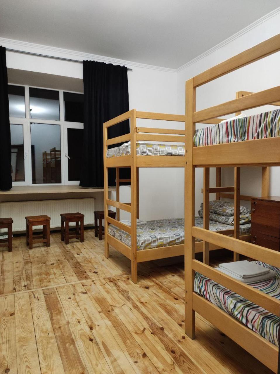 Hostel Europe-U Lviv Exteriör bild