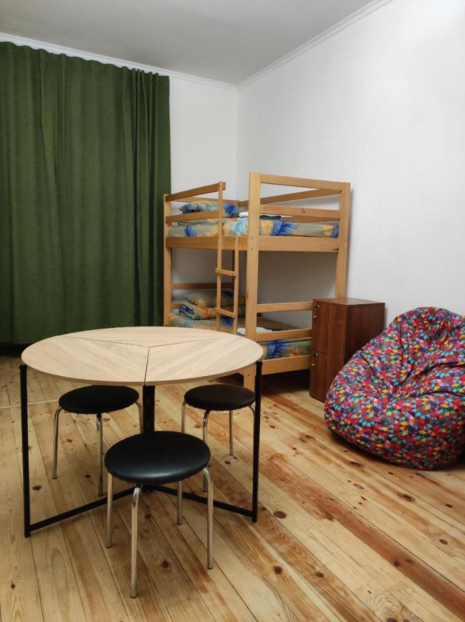 Hostel Europe-U Lviv Exteriör bild